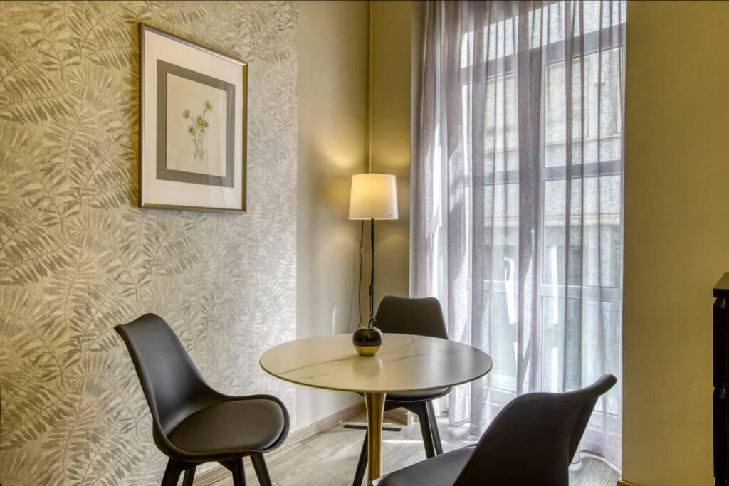Plaka Filotheis House B Apartment Athena Bagian luar foto